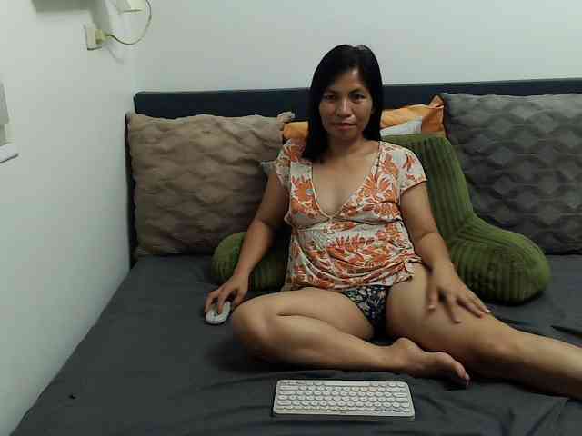 supreelea webcam