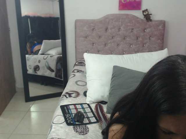 katiehotx, en vivo ahora en BongaCams