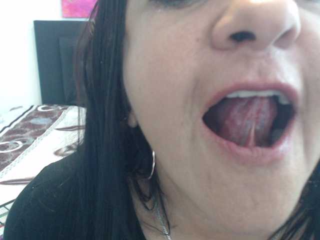 katiehotx live cam on BongaCams