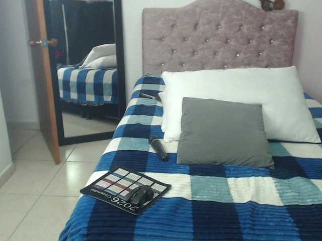 katiehotx live cam