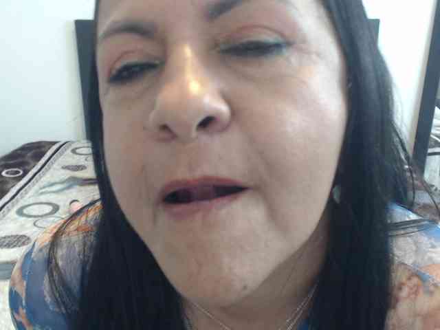 katiehotx webcam