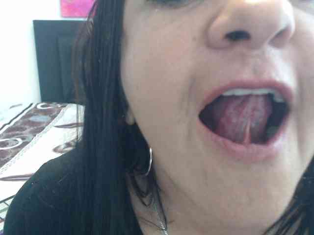 katiehotx webcam