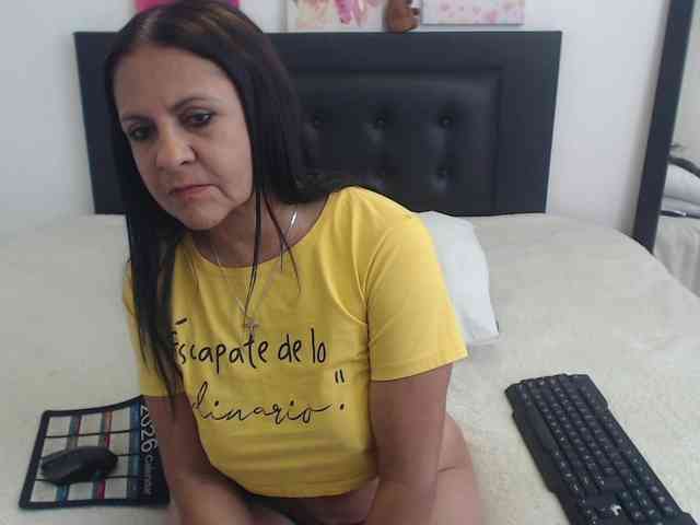 Katiehotx - Girl 