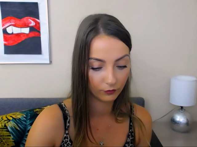 nataliekiss cam belle