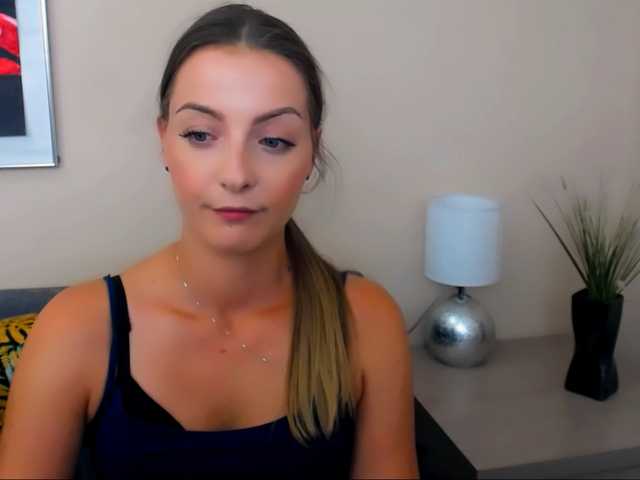 NatalieKiss live cam on UnifiedCams