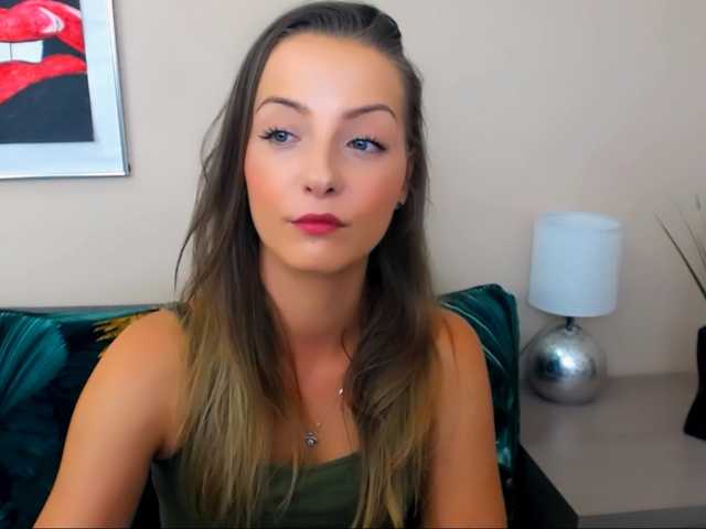 NatalieKiss live cam on UnifiedCams