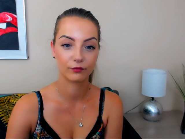 NatalieKiss live cam on BongaCams