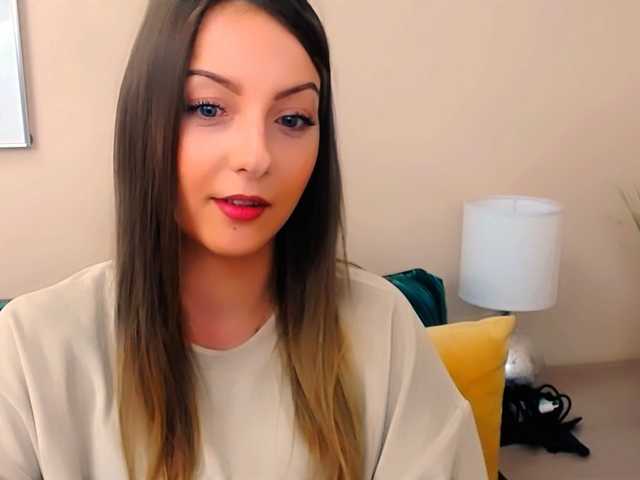 NatalieKiss's BongaCams show and profile