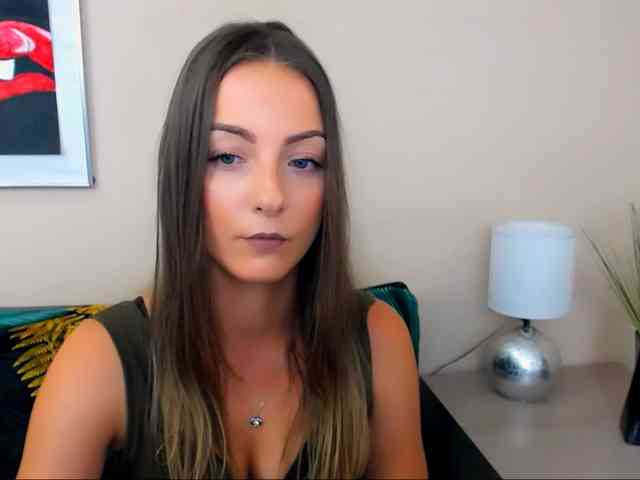 NatalieKiss webcam