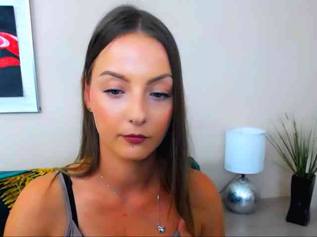 NatalieKiss webcam