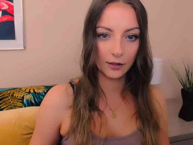 NatalieKiss webcam