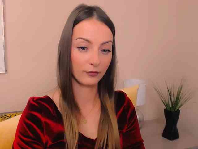 NatalieKiss webcam