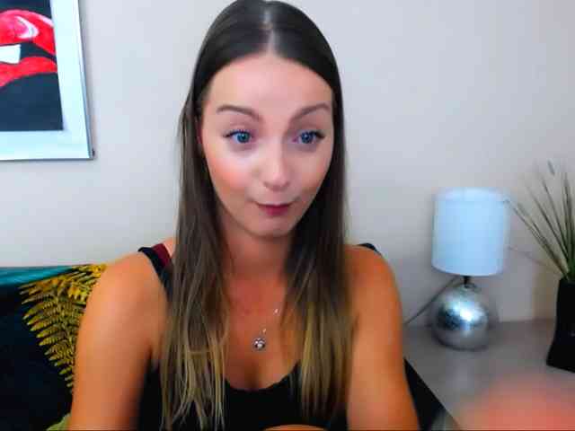 NatalieKiss webcam