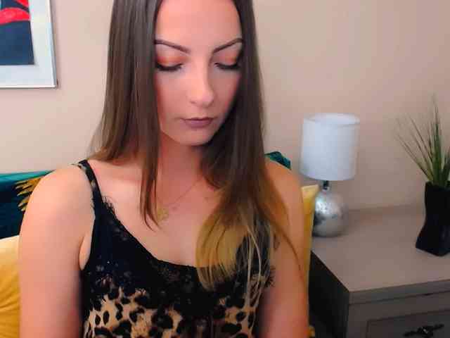 NatalieKiss webcam