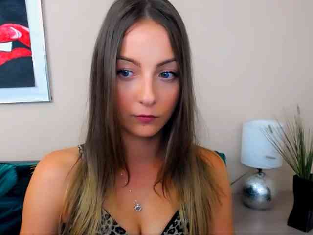 NatalieKiss webcam