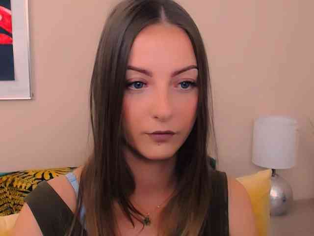 NatalieKiss webcam