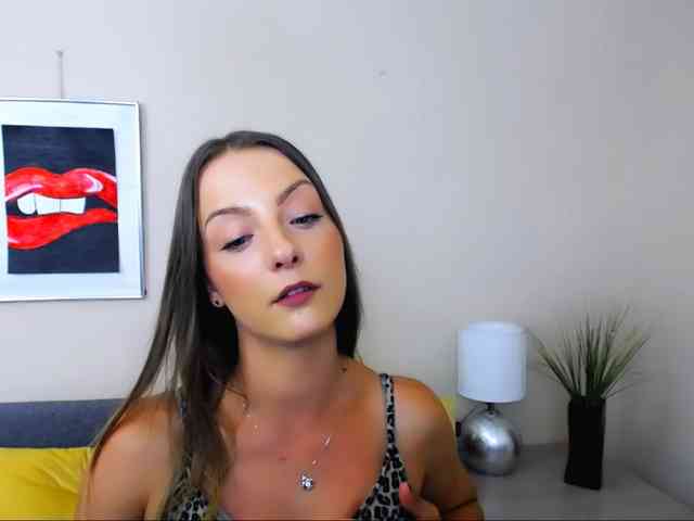 NatalieKiss webcam