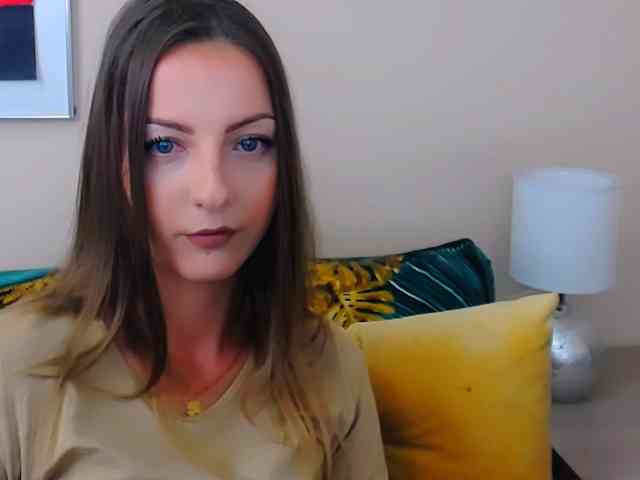 NatalieKiss webcam