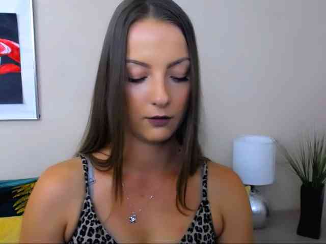 NatalieKiss webcam