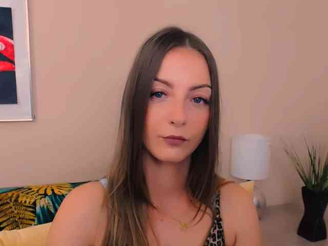 NatalieKiss webcam