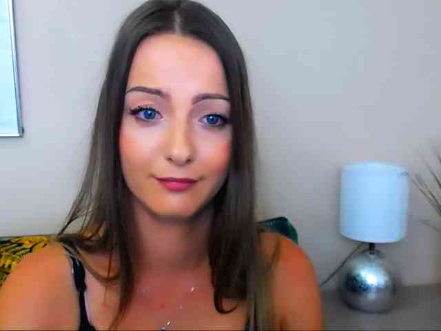NatalieKiss webcam