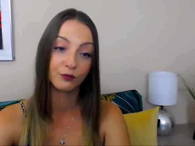 NatalieKiss webcam