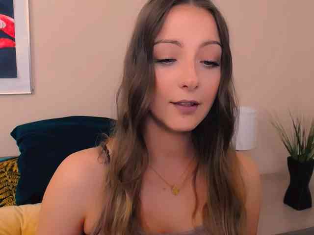NatalieKiss webcam