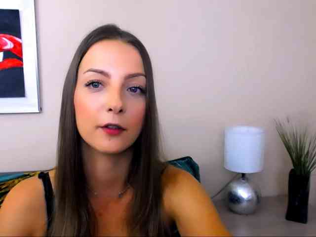 NatalieKiss webcam