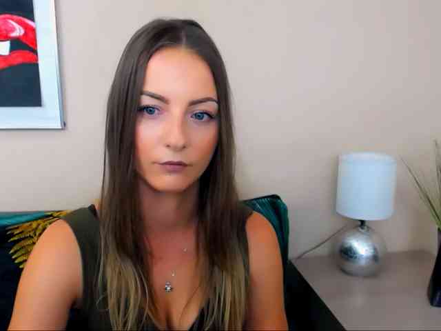 NatalieKiss webcam