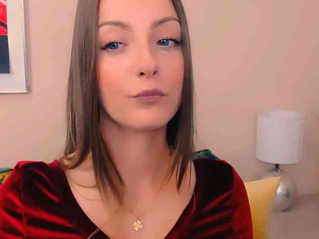 NatalieKiss webcam