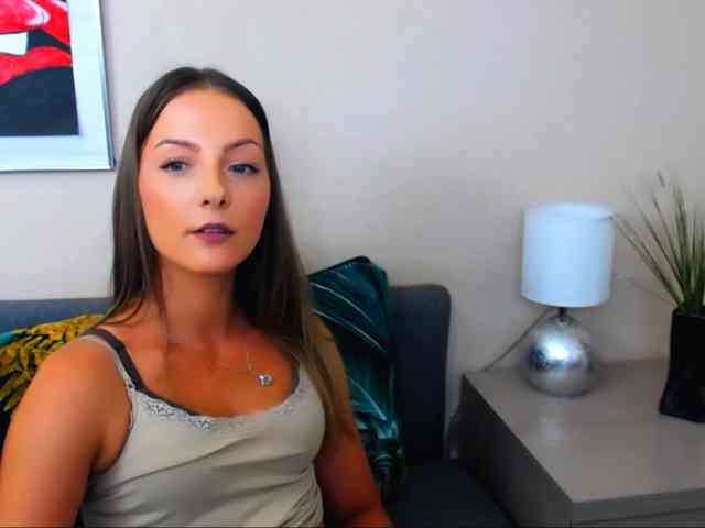 NatalieKiss webcam