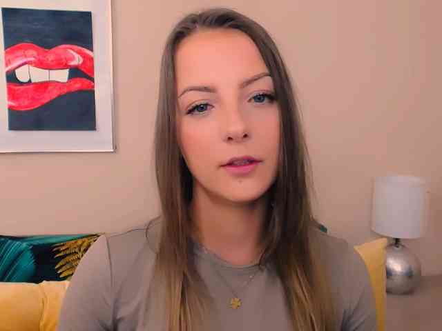 NatalieKiss webcam