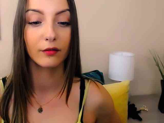 NatalieKiss webcam