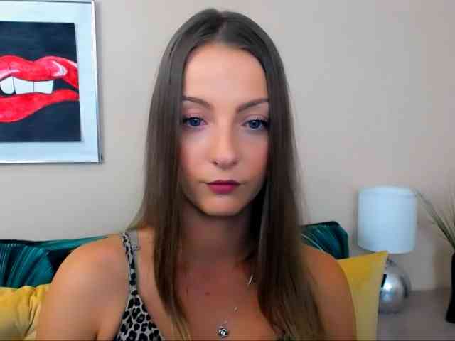 NatalieKiss webcam