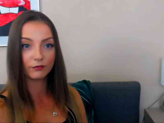 NatalieKiss webcam