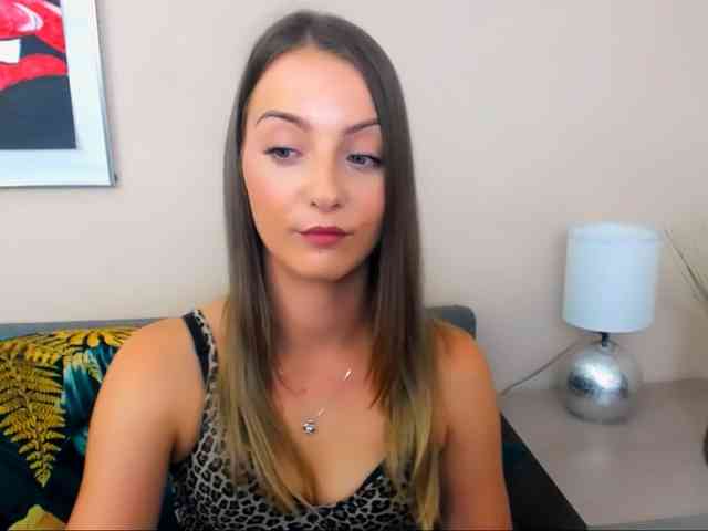 NatalieKiss webcam