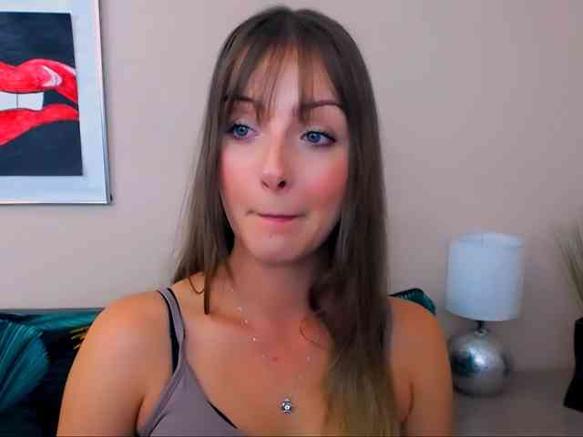 NatalieKiss webcam