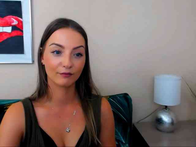 NatalieKiss webcam
