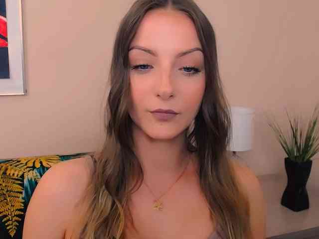 NatalieKiss webcam