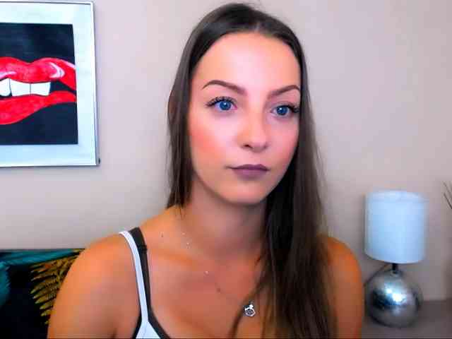 NatalieKiss webcam
