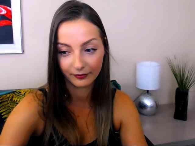 NatalieKiss webcam