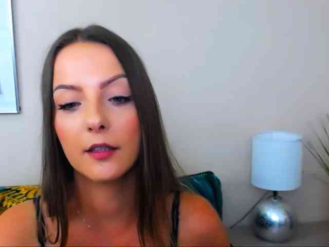 NatalieKiss webcam