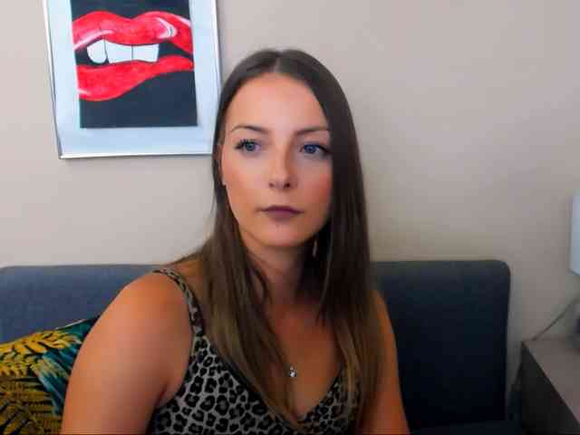 NatalieKiss webcam