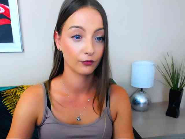 NatalieKiss webcam