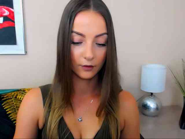 NatalieKiss webcam