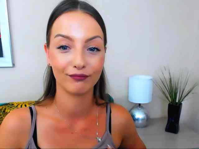 NatalieKiss webcam