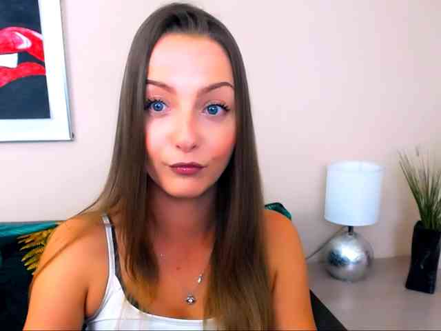 NatalieKiss webcam