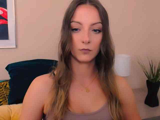 NatalieKiss webcam