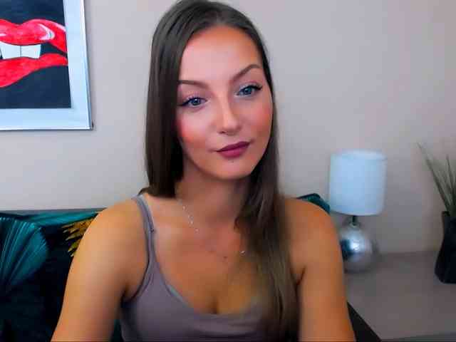 NatalieKiss webcam