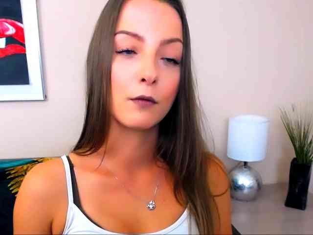 NatalieKiss webcam